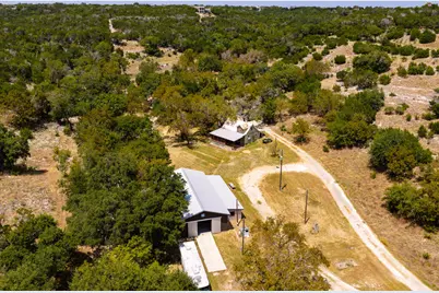 190 Enchanted Valley Dr, Kerrville, TX 78028 - Photo 2