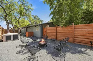 912 SE Apple St, Fredericksburg, TX 78624 - Photo 20
