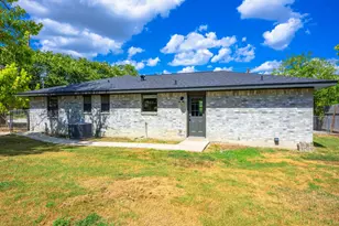 407 Peterson Dr, Kerrville, TX 78028 - Photo 24
