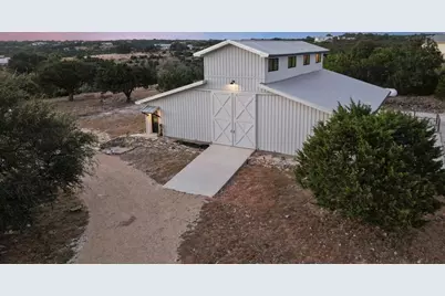 103 Bluffview Circle, Kerrville, TX 78028 - Photo 4