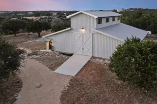 103 Bluffview Cir, Kerrville, TX 78028 - Photo 4