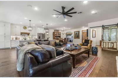 120 Tanglewood Dr, Fredericksburg, TX 78624 - Photo 6