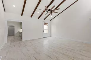 362 Englewood Dr, Kerrville, TX 78028 - Photo 8