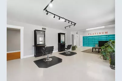 812 N Llano St, Fredericksburg, TX 78624 - Photo 22