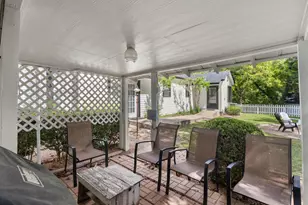 411 W Travis St, Fredericksburg, TX 78624 - Photo 28