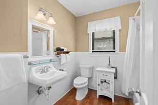411 W Travis St, Fredericksburg, TX 78624 - Photo 16