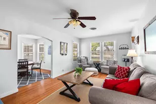 411 W Travis St, Fredericksburg, TX 78624 - Photo 6
