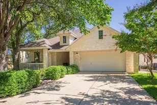 118 W Creekview Dr, Fredericksburg, TX 78624 - Photo 1
