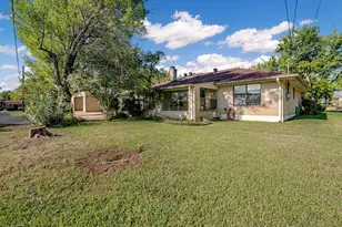 208 Edgewood Dr, Fredericksburg, TX 78624 - Photo 38