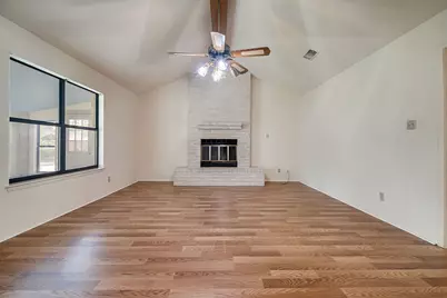 208 Edgewood Dr, Fredericksburg, TX 78624 - Photo 22