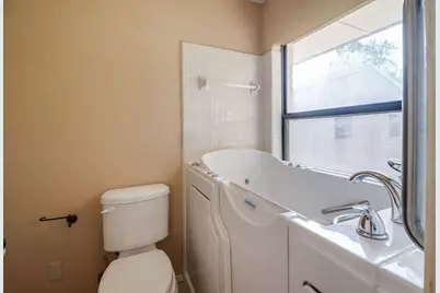 208 Edgewood Dr, Fredericksburg, TX 78624 - Photo 26