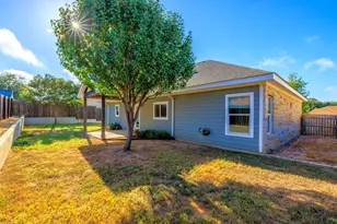 710 Northern Red Oak, Fredericksburg, TX 78624 - Photo 18