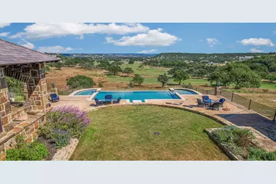 2515 Boot Ranch Circle, Fredericksburg, TX 78624 - Photo 10