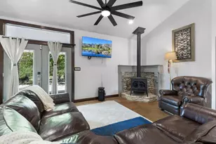 145 Rough Creek Rd, Mountain Home, TX 78058 - Photo 6