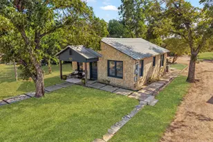 621 S Washington St, Fredericksburg, TX 78624 - Photo 52