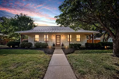 405 Sunset St, Fredericksburg, TX 78624 - Photo 1