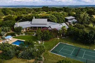 423 Meusebach Creek Rd, Fredericksburg, TX 78624 - Photo 26