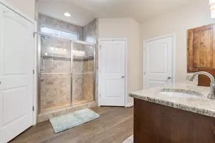 720 Northern Red Oak, Fredericksburg, TX 78624 - Photo 18