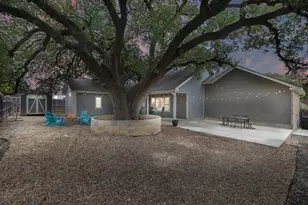 720 Northern Red Oak, Fredericksburg, TX 78624 - Photo 24