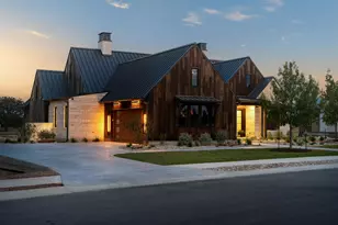 515 Interlaken St, Fredericksburg, TX 78624 - Photo 52