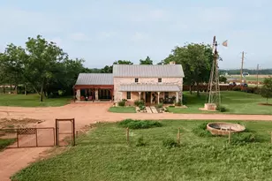 271 Smokehouse Rd, Fredericksburg, TX 78624 - Photo 2