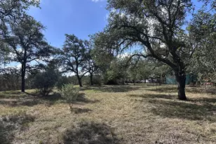 4291 E Gellermann Ln, Fredericksburg, TX 78624 - Photo 14