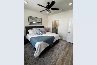 802 S Creek St #100, Fredericksburg, TX 78624 - Photo 12