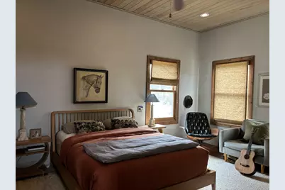 714 W Live Oak St, Fredericksburg, TX 78624 - Photo 18