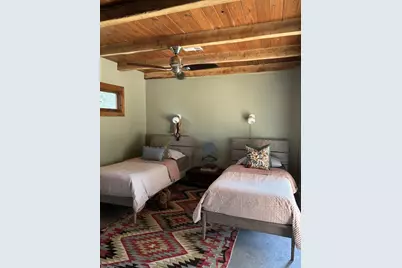 714 W Live Oak St, Fredericksburg, TX 78624 - Photo 22