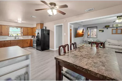 406 Bluebonnet Dr, Kerrville, TX 78028 - Photo 6