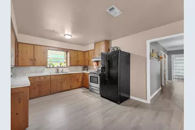 406 Bluebonnet Dr, Kerrville, TX 78028 - Photo 8