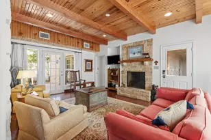 504 W Austin St, Fredericksburg, TX 78624 - Photo 16