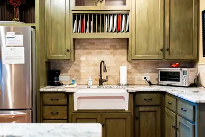 514 W Austin St, Fredericksburg, TX 78624 - Photo 20
