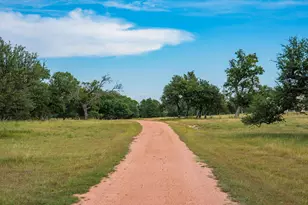 1554 Vintage Oaks Dr, Fredericksburg, TX 78624 - Photo 46