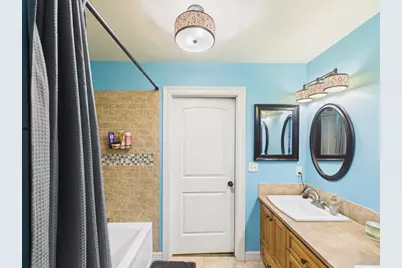718 Englemann Oak Dr, Fredericksburg, TX 78624 - Photo 18