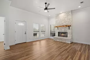 219 Victoria Dr, Kerrville, TX 78028 - Photo 6