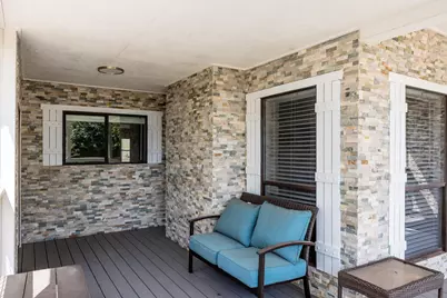 219 Victoria Dr, Kerrville, TX 78028 - Photo 4