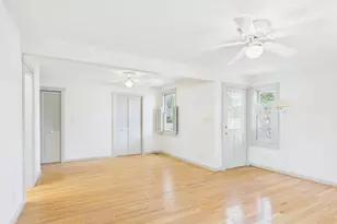 606 W Austin St, Fredericksburg, TX 78624 - Photo 14