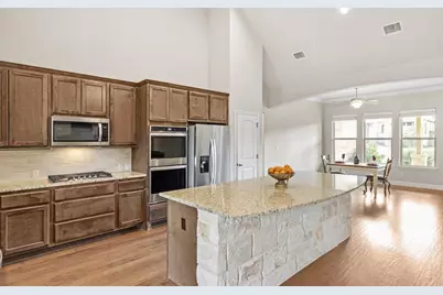 2145 Stone Meadow, Fredericksburg, TX 78624 - Photo 2