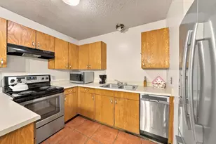 614 Goehmann Ln, Fredericksburg, TX 78624 - Photo 6