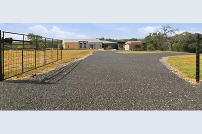 4273 N Morris Ranch Rd, Fredericksburg, TX 78624 - Photo 4