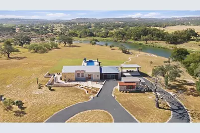 4273 N Morris Ranch Rd, Fredericksburg, TX 78624 - Photo 1
