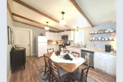 162 N Third St, Harper, TX 78631 - Photo 10
