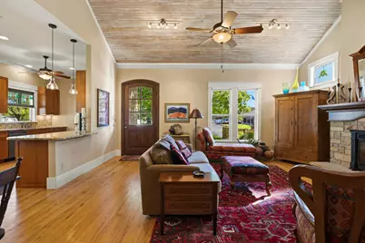 806 E Highway St, Fredericksburg, TX 78624 - Photo 12