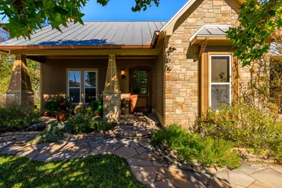 806 E Highway St, Fredericksburg, TX 78624 - Photo 2