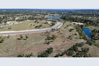 717 Hagee Drive, Fredericksburg, TX 78624 - Photo 2