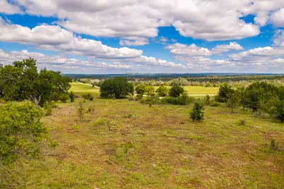 3145 N Grape Creek Rd, Fredericksburg, TX 78624 - Photo 4