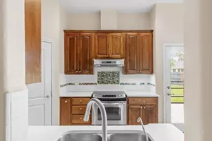 613 Persimmon Ct, Fredericksburg, TX 78624 - Photo 16
