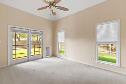 613 Persimmon Court, Fredericksburg, TX 78624 - Photo 20