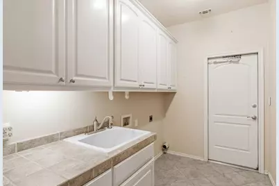 613 Persimmon Court, Fredericksburg, TX 78624 - Photo 34